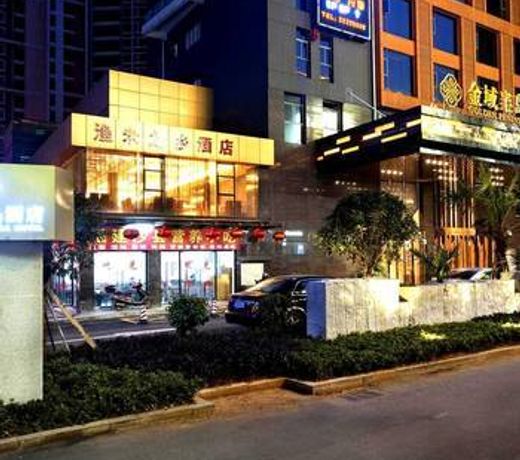 Golden Peninsula Hotel