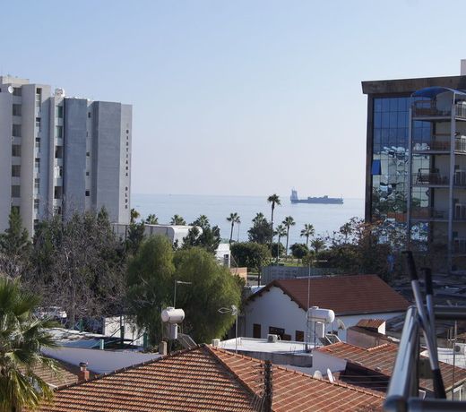 City Center Apartment