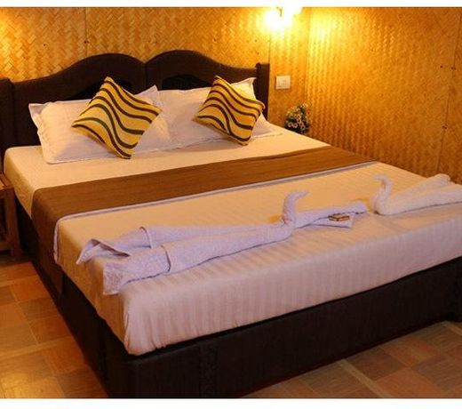 MARARI BEACH PARADISE