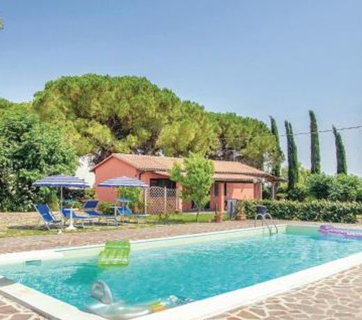 Holiday home Grosseto 66 with Outdoor Swimmingpool
