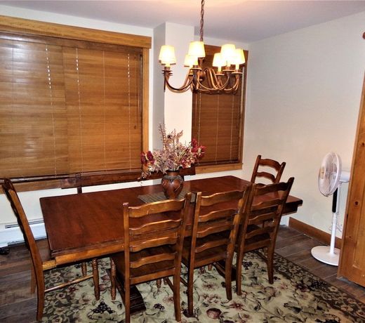 Springs 2 Bed 3 Bath Murphy