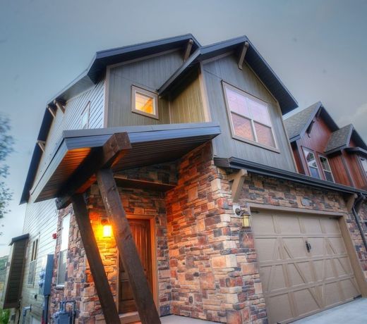 Abode at Mountain Haus