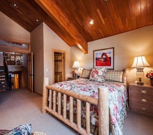 REDAWNING ABODE AT CACHE IN DEER VALLEY