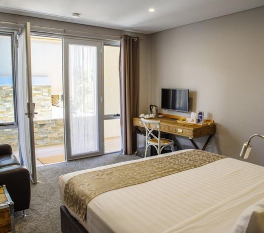Fremantle Boutique Accommodation - Maand Up