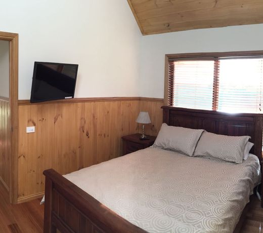 Maple Ridge Cottages