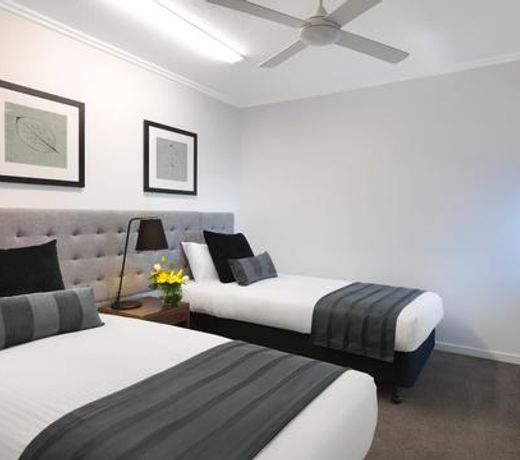 Oaks Mackay Carlyle Suites