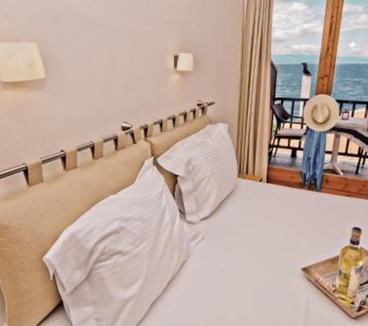 Faros Hotel
