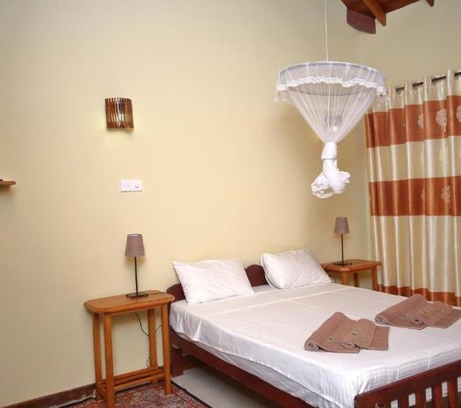 Lazy Lizard Villa