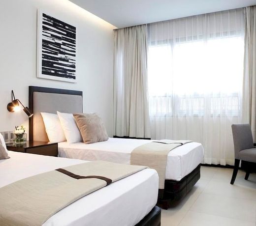 Summit Hotel Magnolia