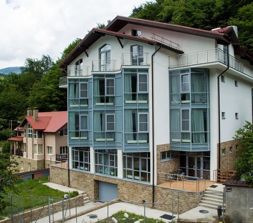 Crystal Hotel