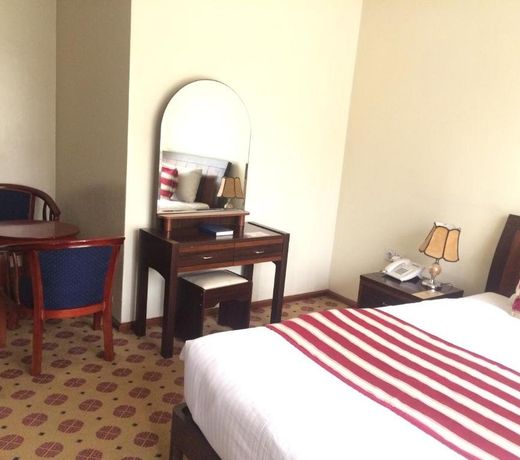 Karisimbi Hotel