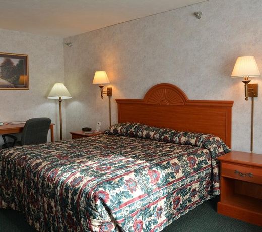 THE REGENCY INN   MANHATTAN