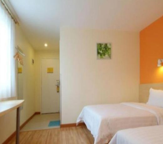 7DAYS INN YICHANG WANDA PLAZA