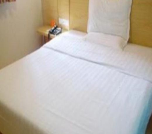 7Days Inn Nanchang North Railway station square