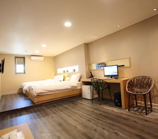 Mini Hotel 141
