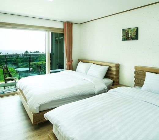 Bowhill Resort & Pension