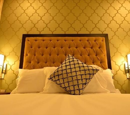 Bella Hotel