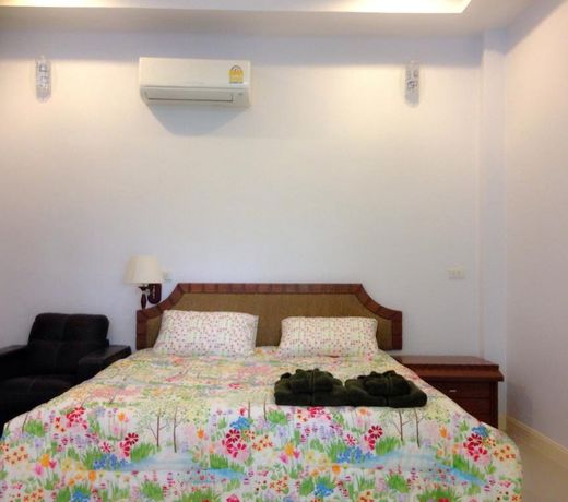Damnoen Care Resort