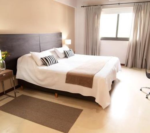 Casa Campus Pilar Suites