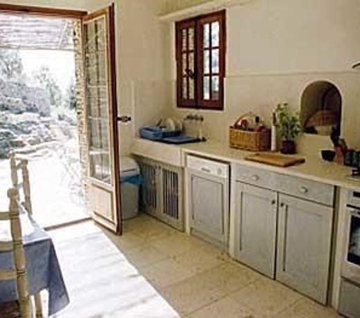 IN SAUMANE DE VAUCLUSE