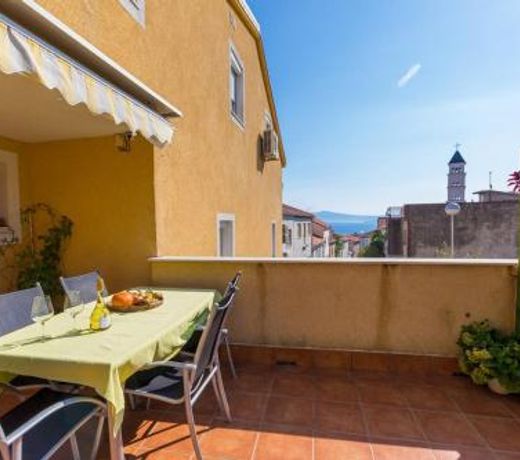 Three-Bedroom Apartment Crikvenica near Sea