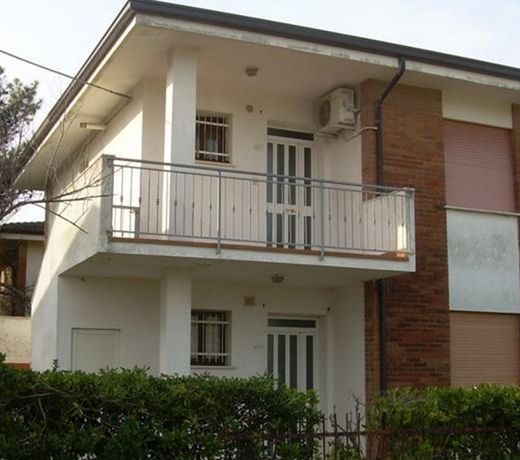 Apartment in Rosolina Mare 25019