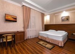 Отель Тис / Tis Hotel фото 4