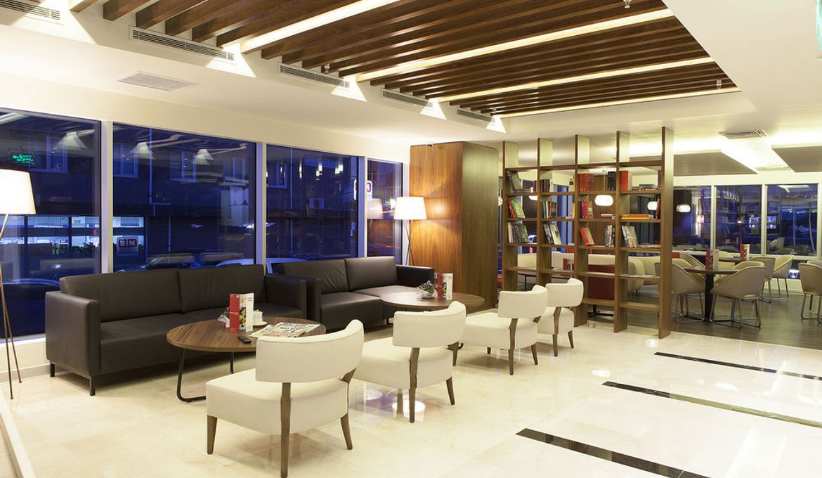 Ramada Encore Istanbul Kartal