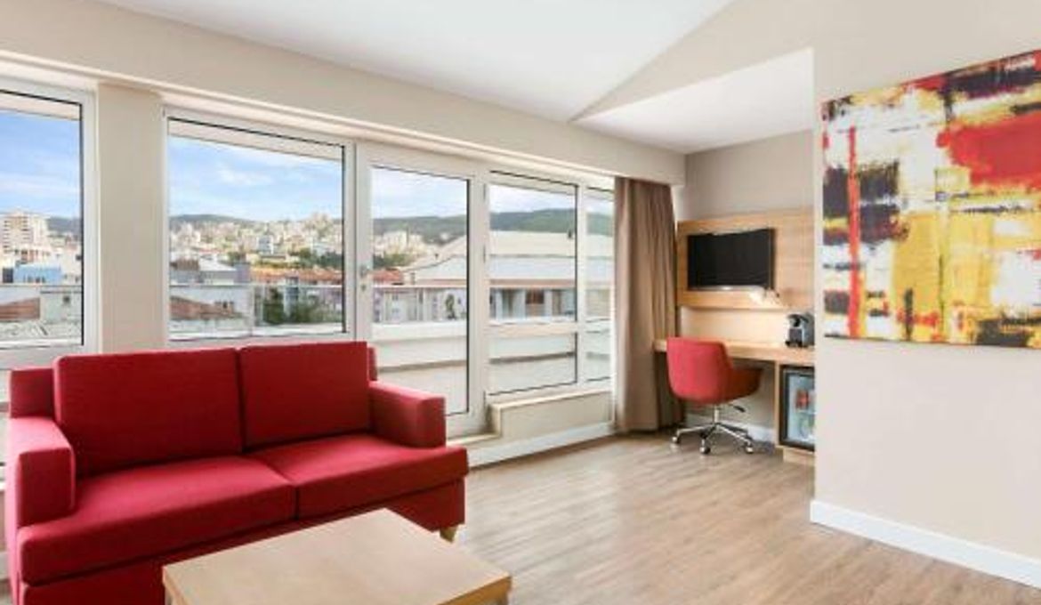 Ramada Encore Istanbul Kartal