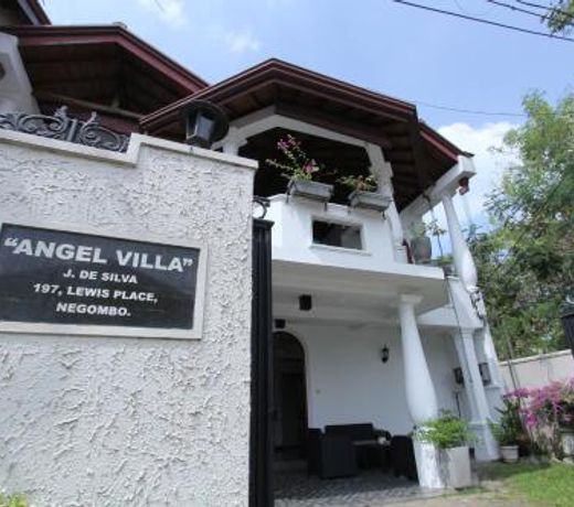 Angel villa
