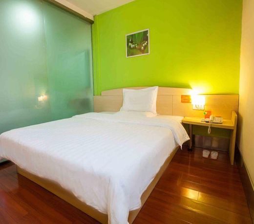 7DAYS INN WUHAN XUDONG HUBEI UNIVERSITY