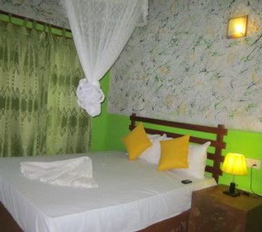 Sigiriya Vee Guest