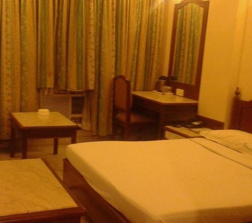 AAVANAA INN
