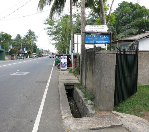 Shanthi Villa