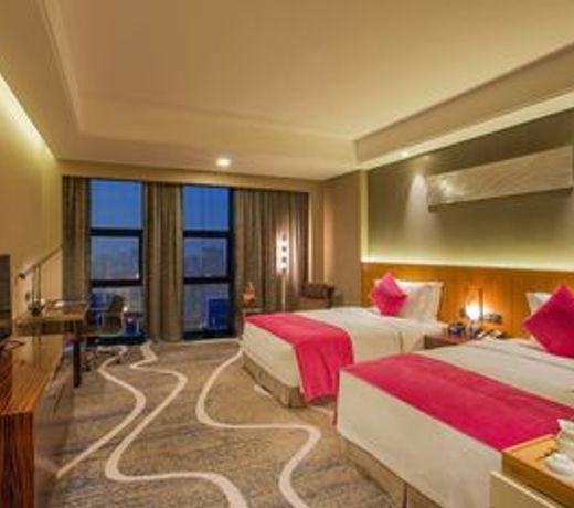 Cplaza Hotel