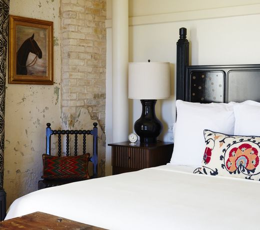 Hotel Emma at Pearl on the Riverwalk