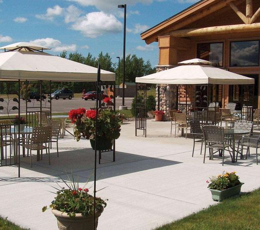Cobblestone Hotel & Suites - Ladysmith