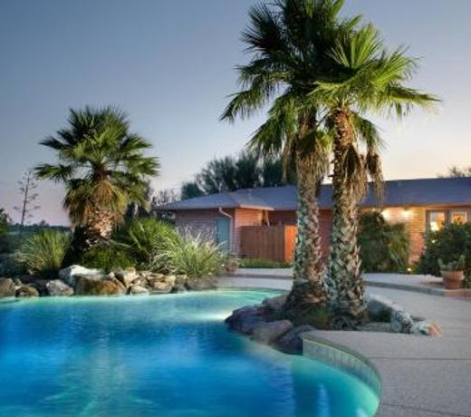 Cactus Cove Bed and Breakfast Inn