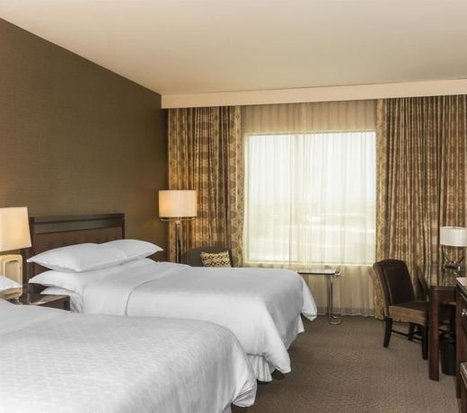 Sheraton Mesa Hotel at Wrigleyville West