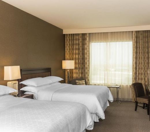 Sheraton Mesa Hotel at Wrigleyville West