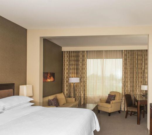 Sheraton Mesa Hotel at Wrigleyville West