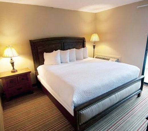 Tremont Lodge & Resort