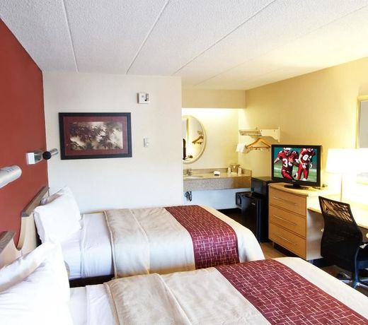 Red Roof Inn Fairmont