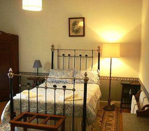 COLLINGROVE HOMESTEAD