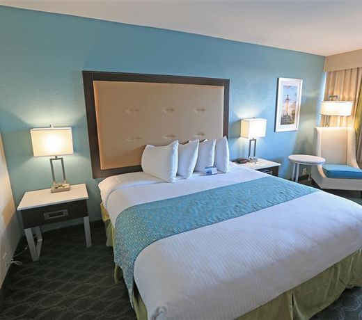 Wyndham Garden Kenosha