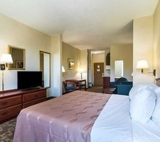 Quality Inn & Suites Schoharie near Howe Caverns