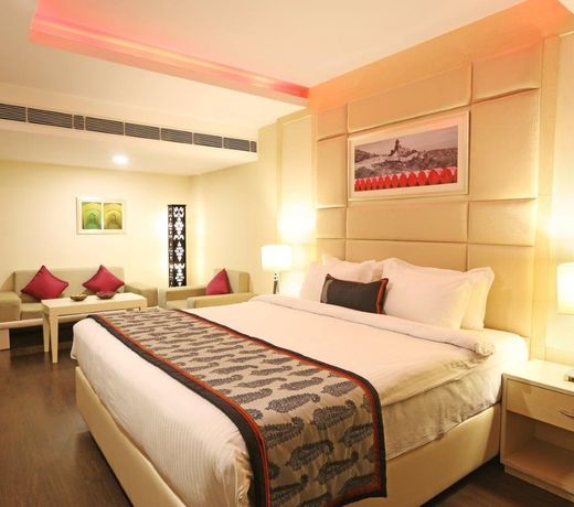 Golden Tulip Jaipur