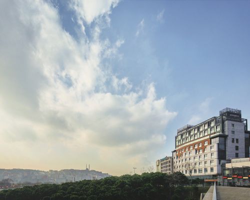 Mövenpick Istanbul Hotel Golden Horn - Стамбул - фото 21