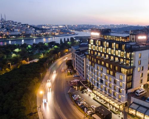 Mövenpick Istanbul Hotel Golden Horn - Стамбул - фото 22