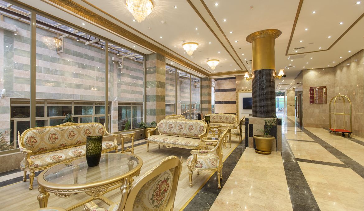 Alrazi Hotel